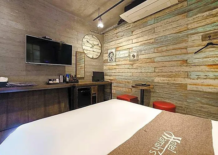 Yeongdeungpo Harrahs Hotel 2*